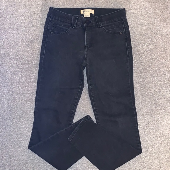 Democracy Jeans - Picture 1 of 7